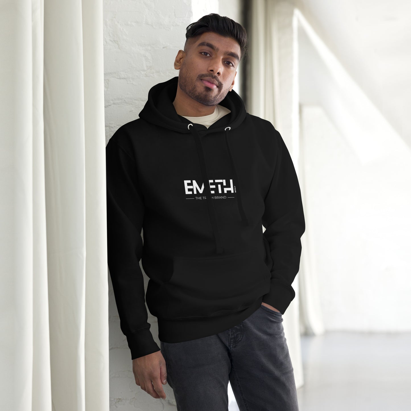 Emeth | Black Hoodie